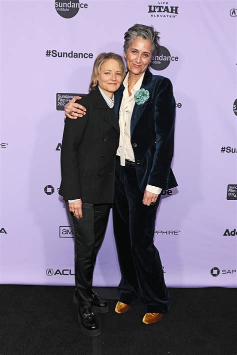 jodie foster ehemann|Jodie Foster and wife Alexandra Hedisons relationship timeline。